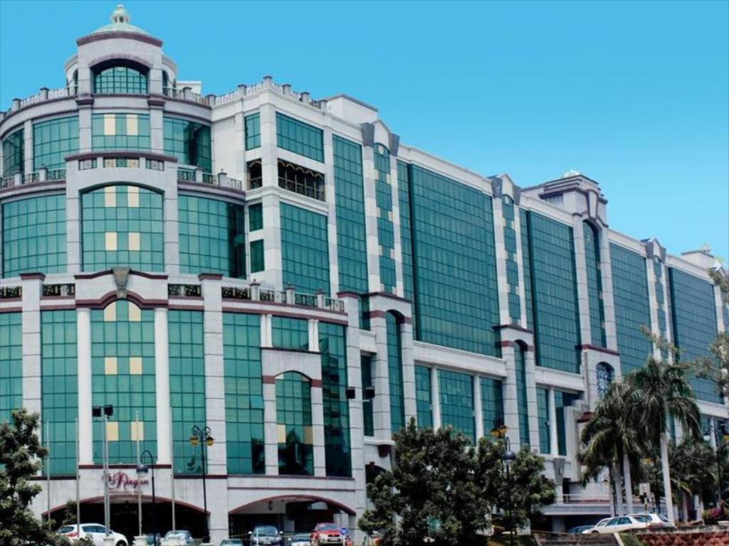 Legallery Suites Hotel Бандар-Сері-Бегаван Екстер'єр фото
